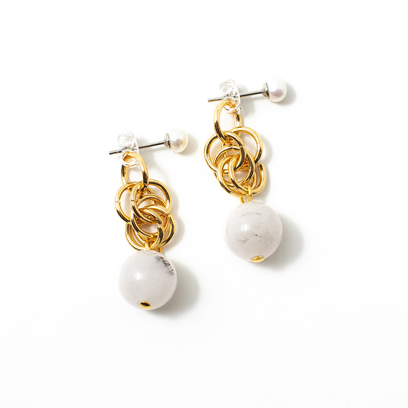 Neva gold earrings