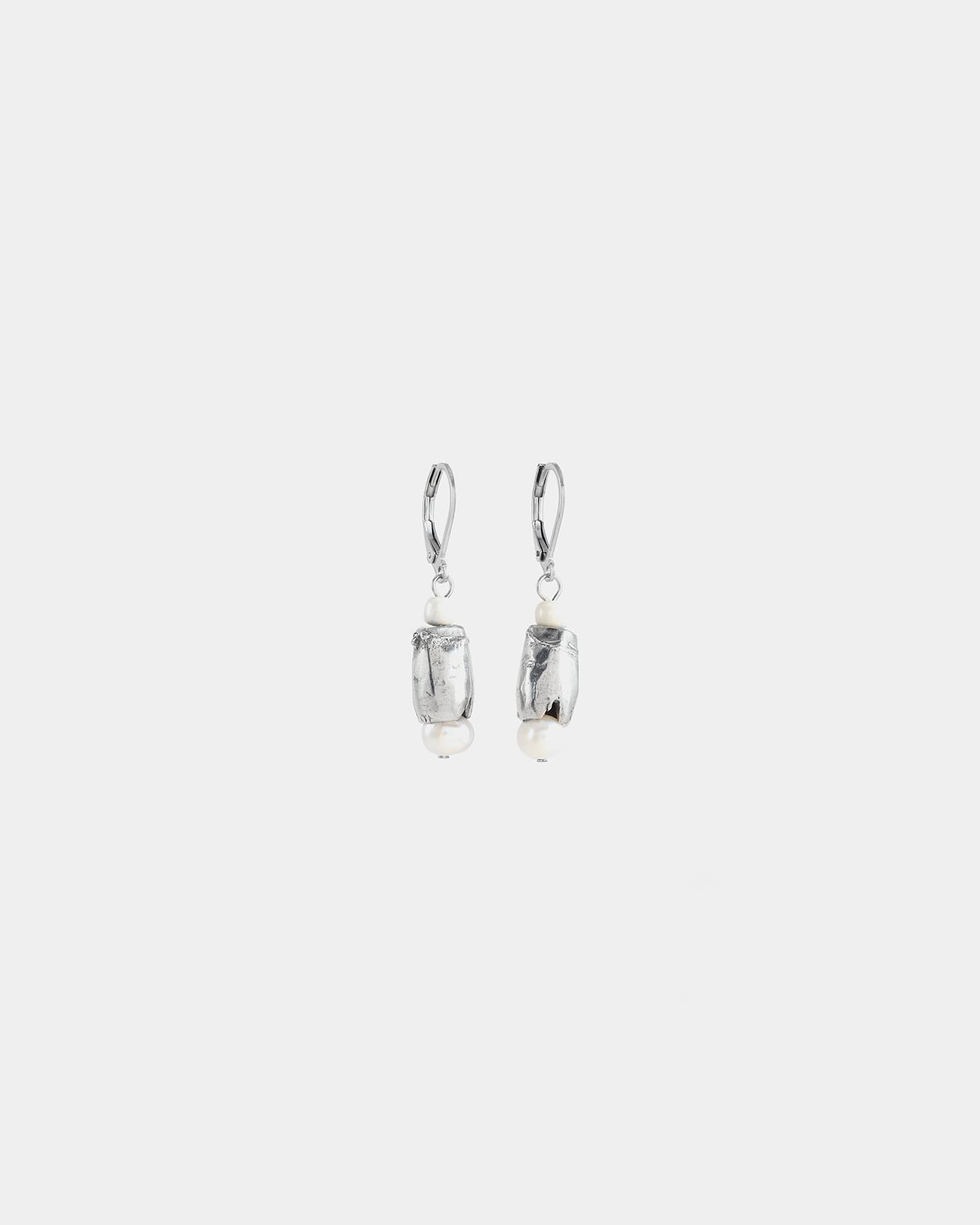 Fiora silver earrings