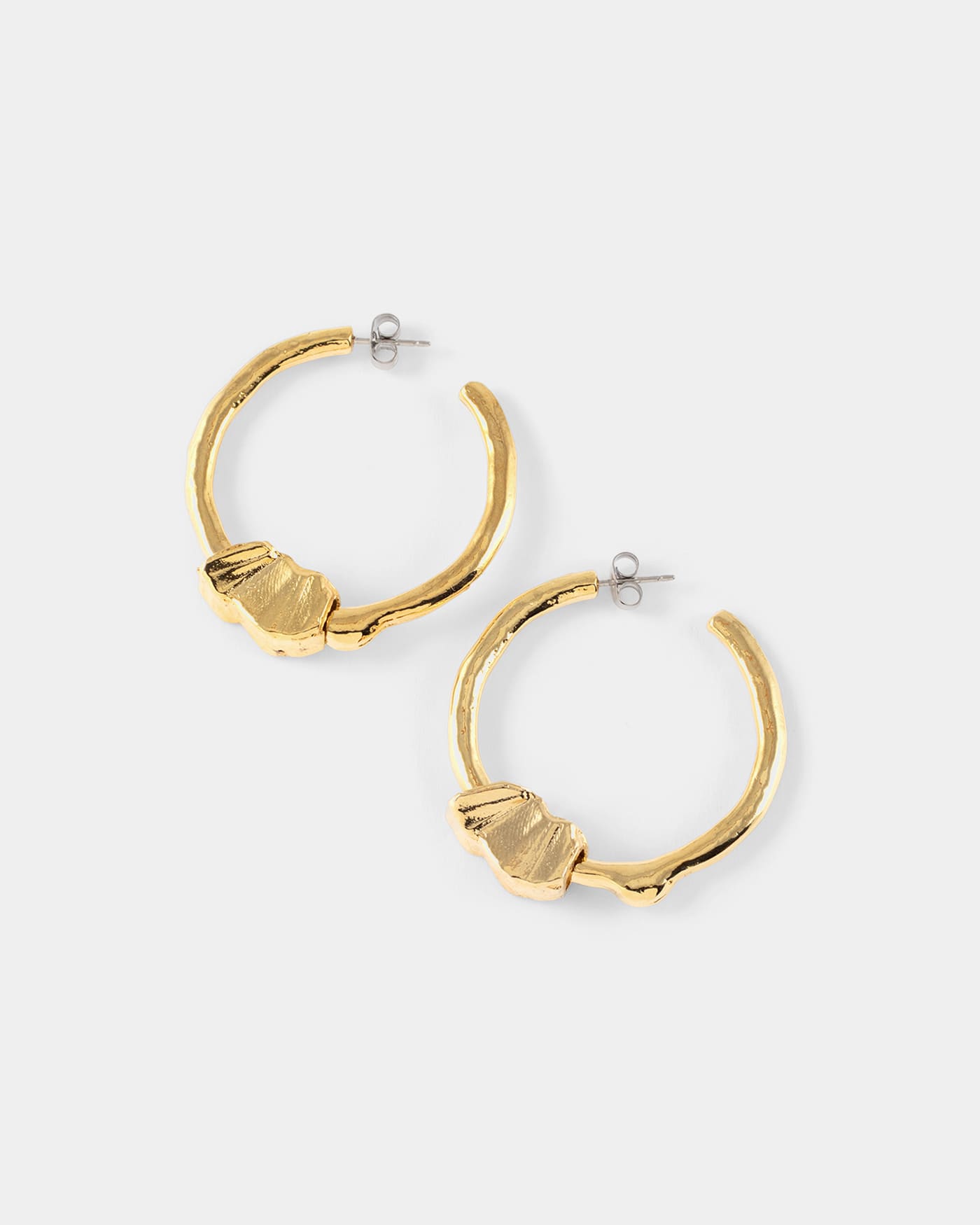 Rynoa Gold Earrings