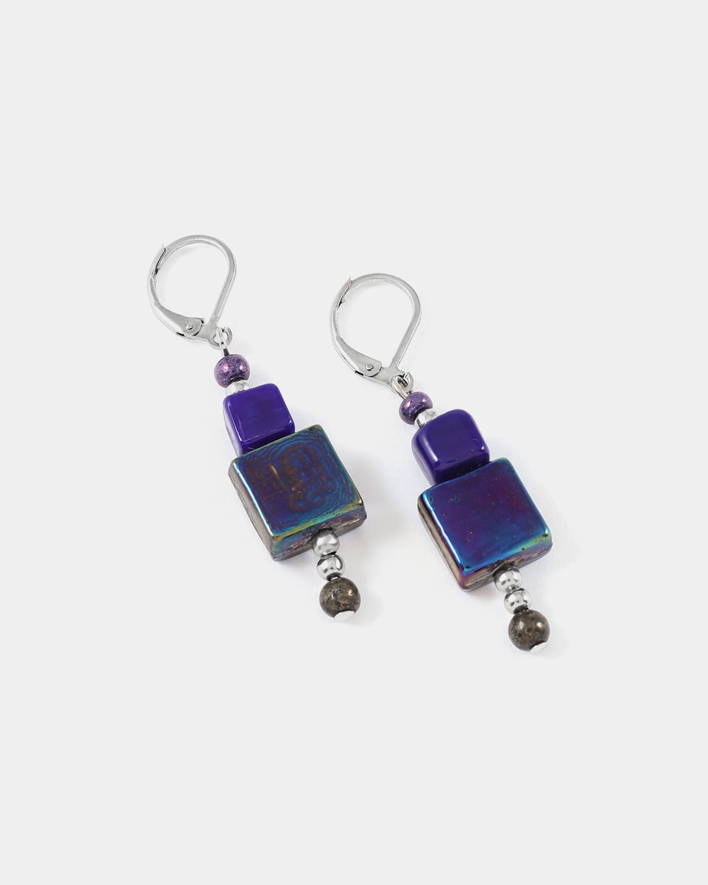 Foramen silver earrings