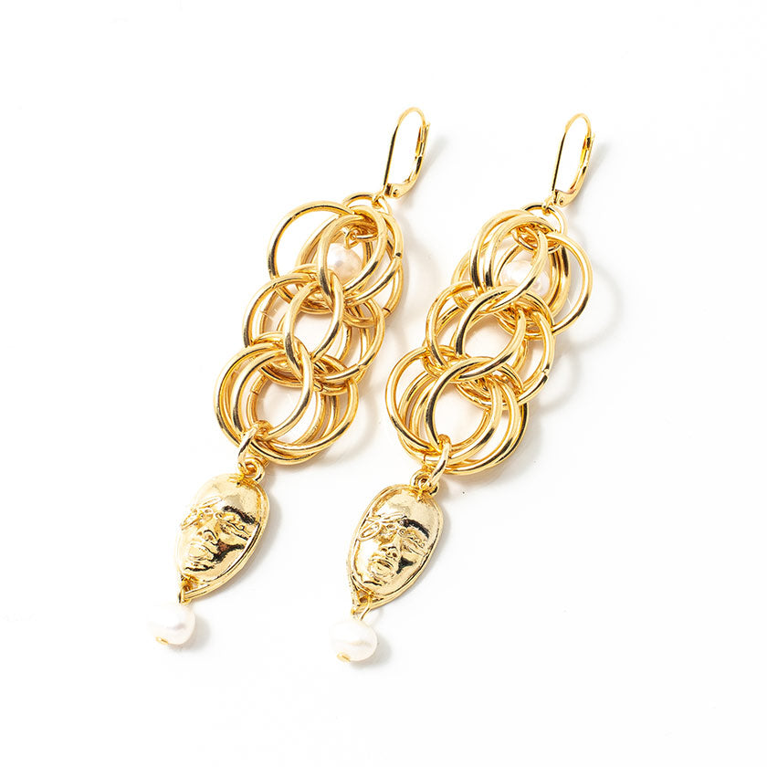 Vanel Gold Earrings