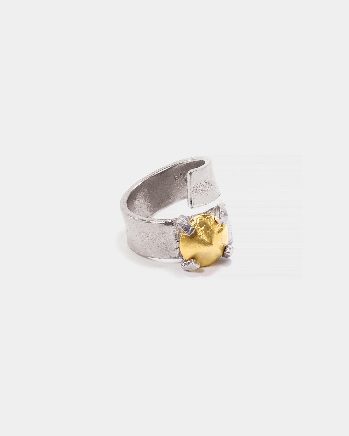 Breva two-tone ring