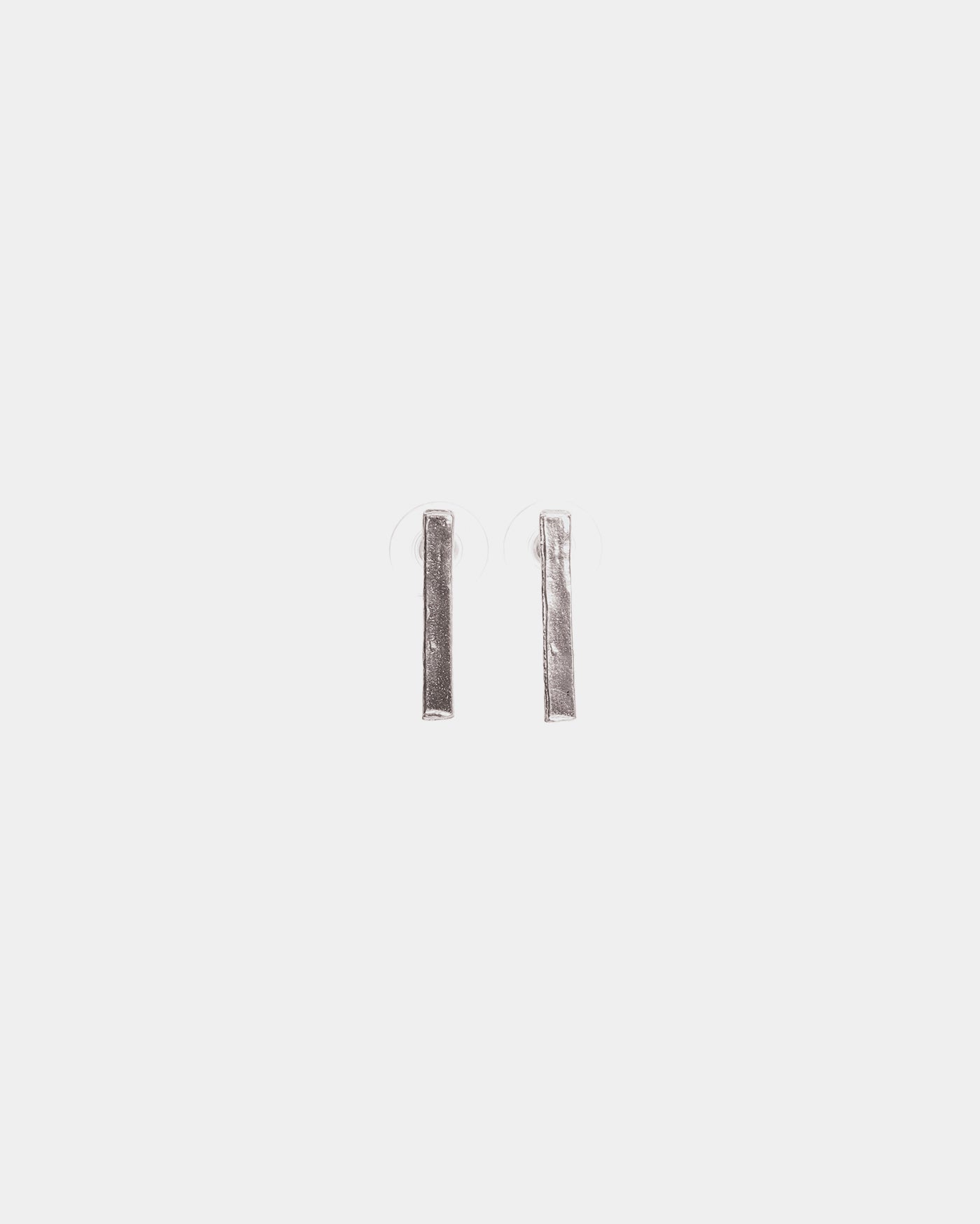 Calim silver earrings