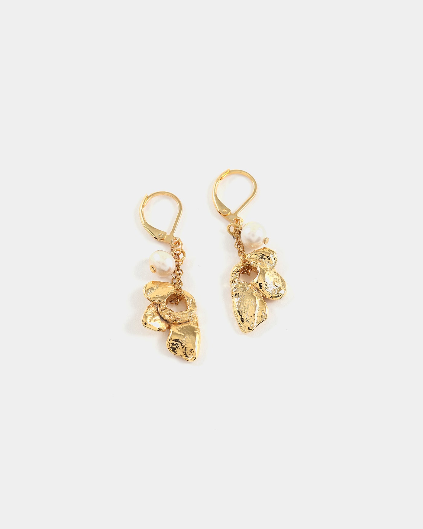 Muscida gold earrings