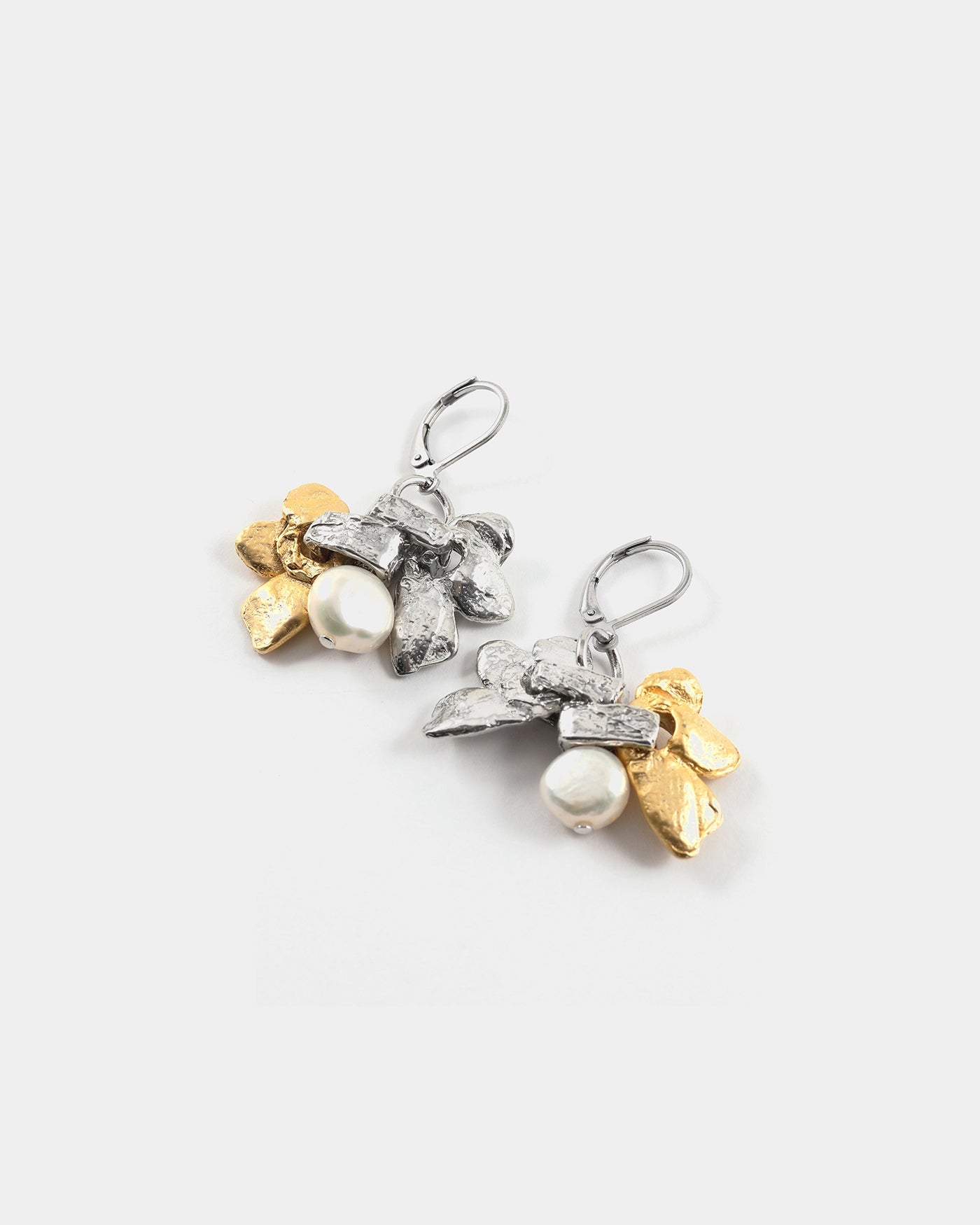 Vildiur two-tone earrings