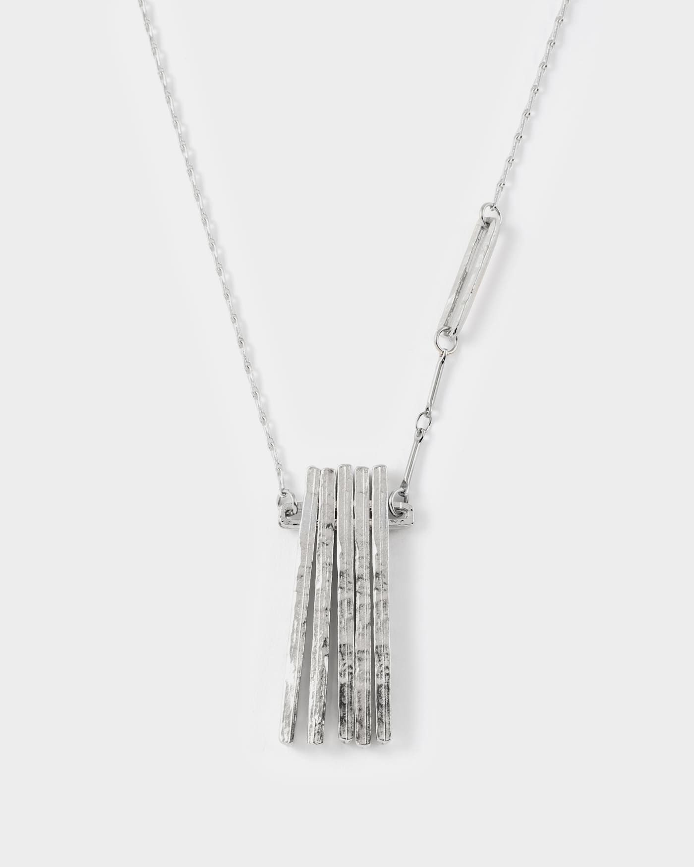 Iskor Silver Necklace