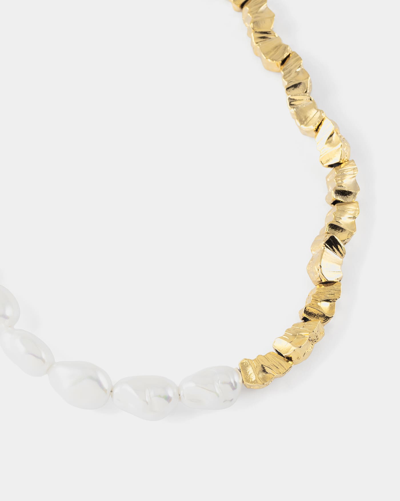 Xalune Gold Necklace