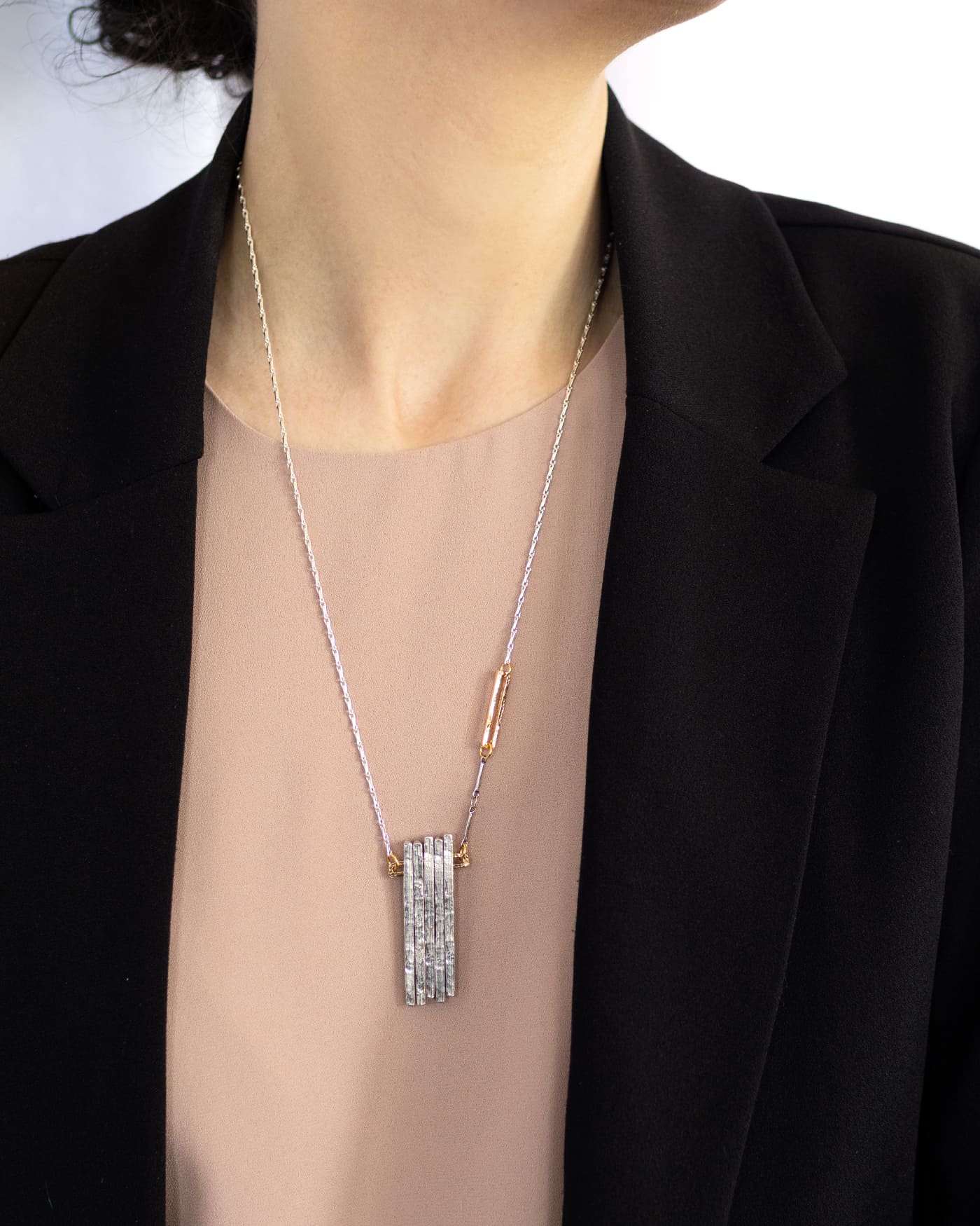 Iskor Two-tone Necklace