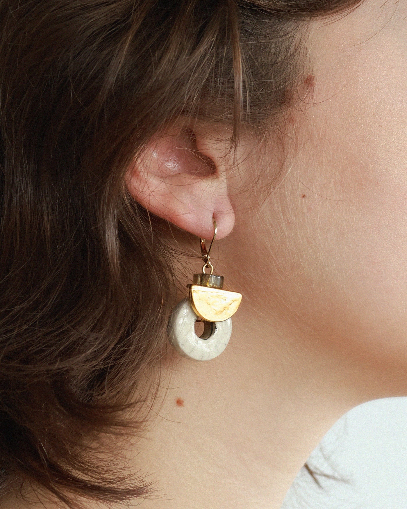 Pléione gold earrings